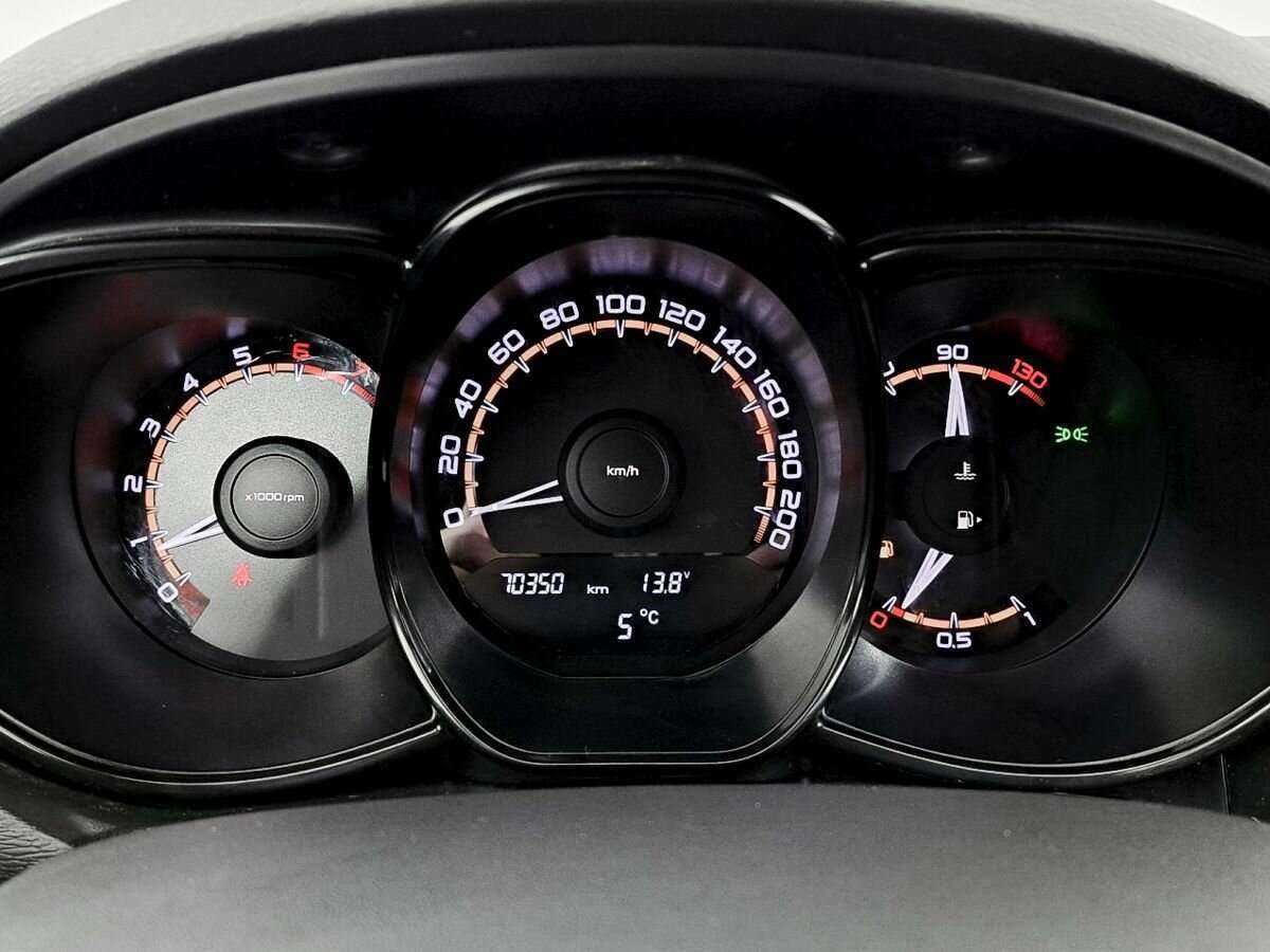 Купить Лада (ВАЗ) Веста, 2019, 70 350 км.. Фото: #10