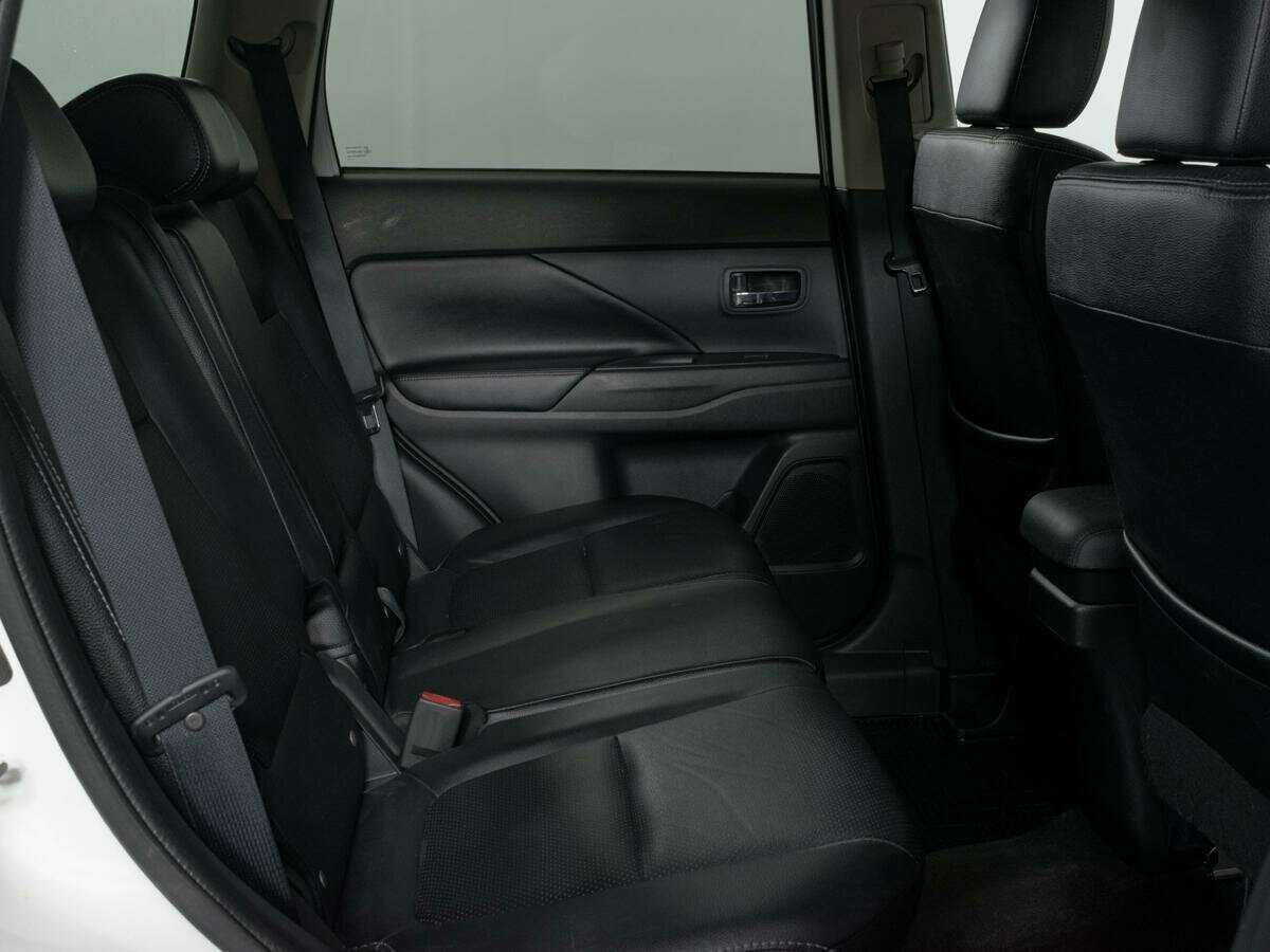 Купить Mitsubishi Outlander, 2013, 105 714 км.. Фото: #10