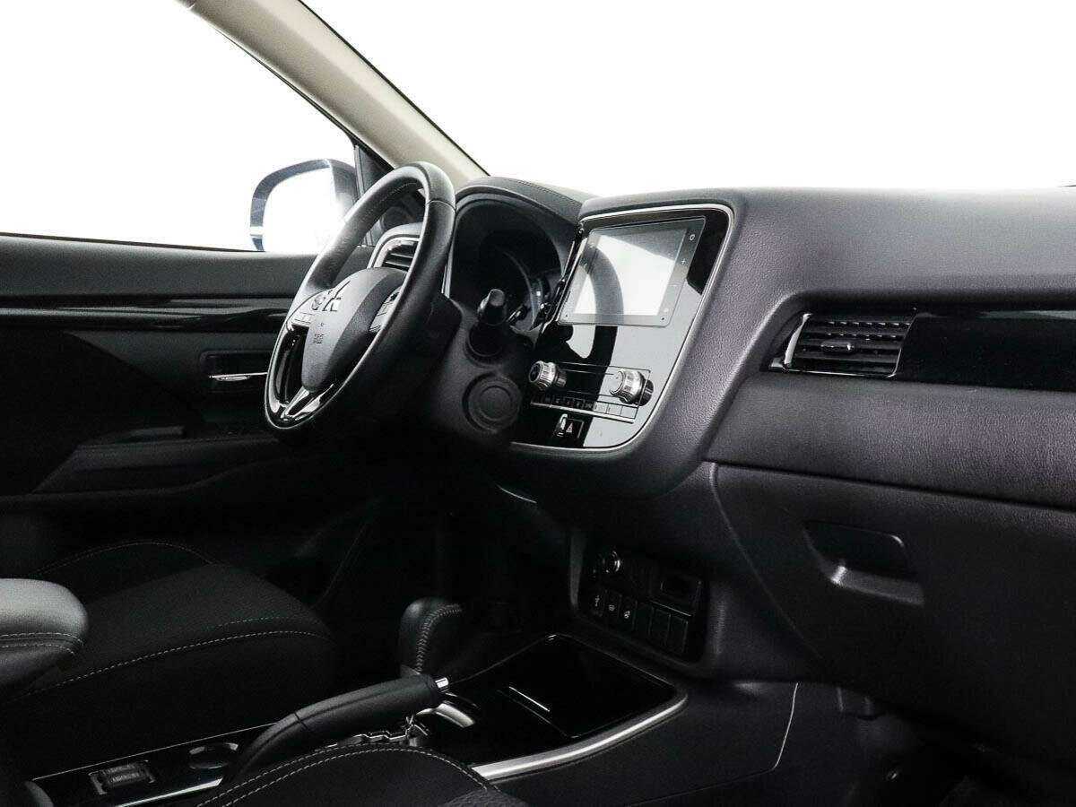 Купить Mitsubishi Outlander, 2021, 89 929 км.. Фото: #5