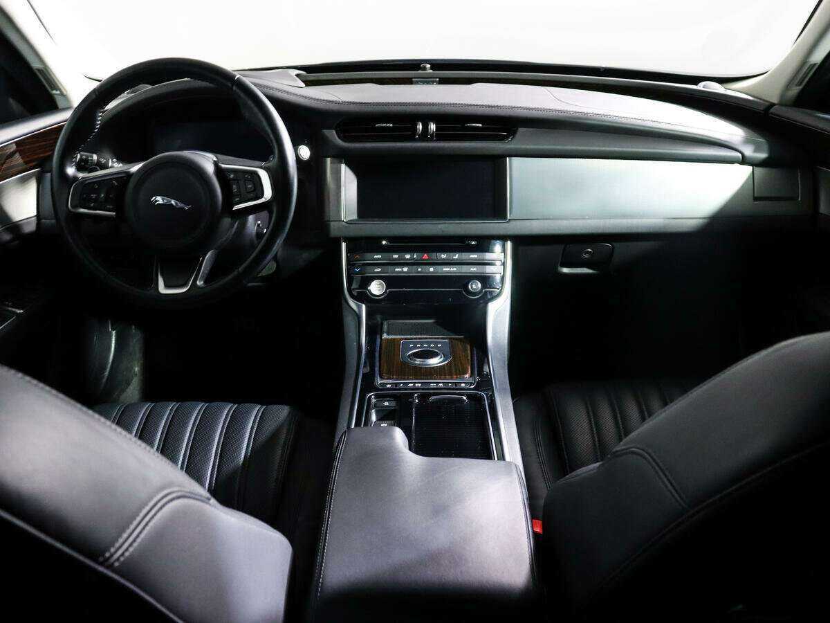 Купить Jaguar XF, 2018, 67 090 км.. Фото: #10