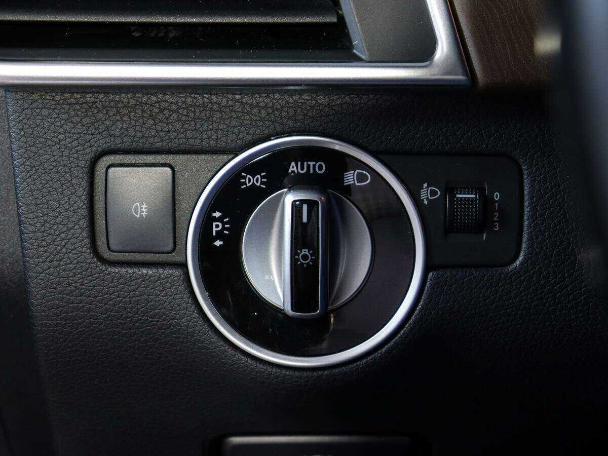 Купить Mercedes-Benz M-Класс, 2012, 163 228 км.. Фото: #17