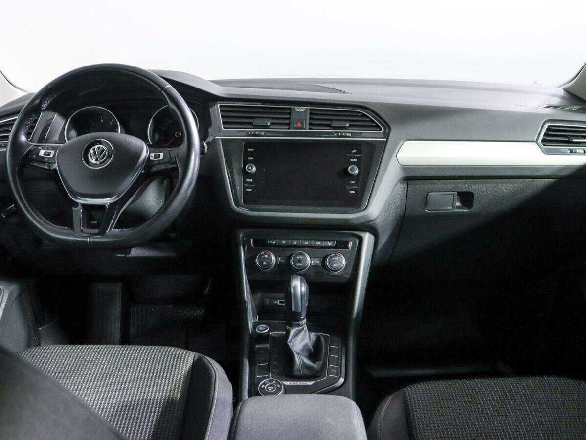 Купить Volkswagen Tiguan, 2020, 44 650 км.. Фото: #9