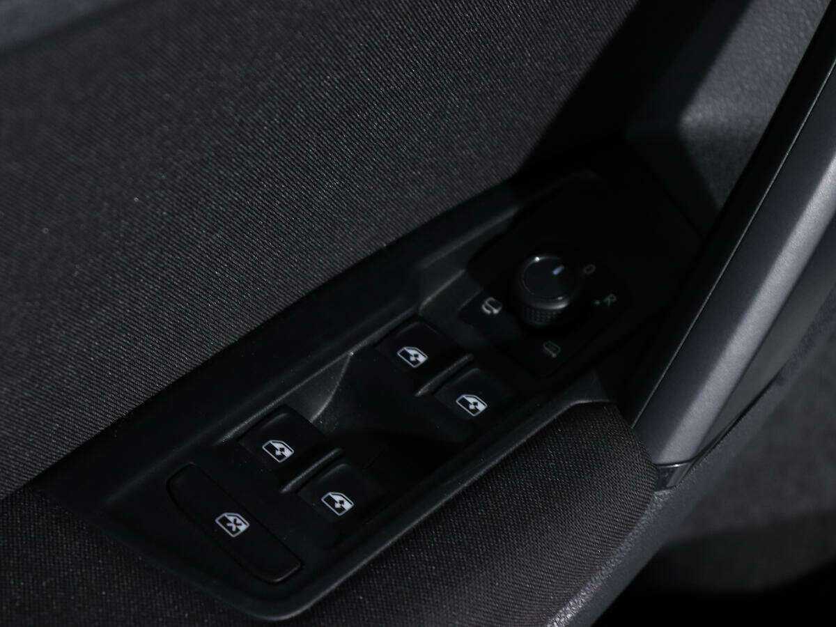 Купить Volkswagen Tiguan, 2020, 43 933 км.. Фото: #15