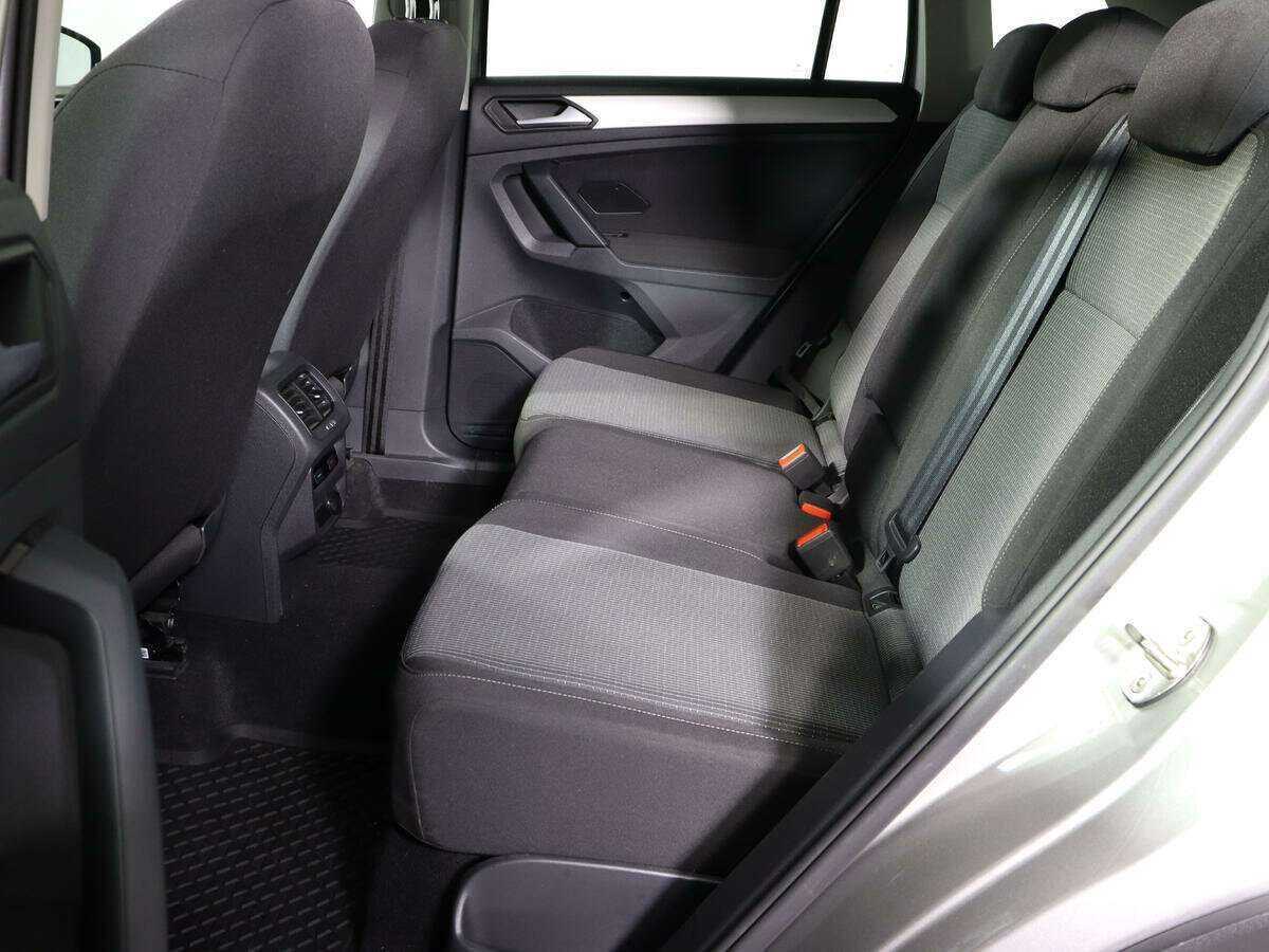 Купить Volkswagen Tiguan, 2021, 20 437 км.. Фото: #8