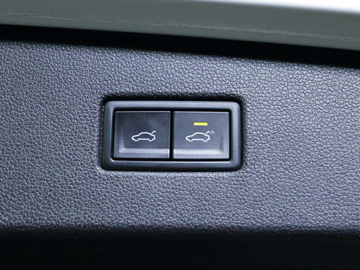 Купить Volkswagen Tiguan, 2019, 91 951 км.. Фото: #11