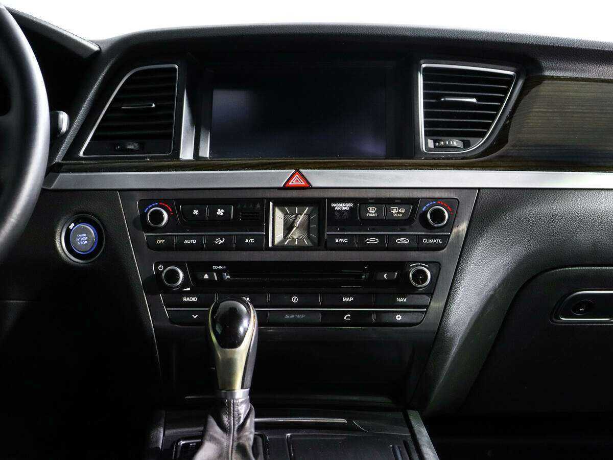 Купить Hyundai Genesis, 2014, 223 227 км.. Фото: #11