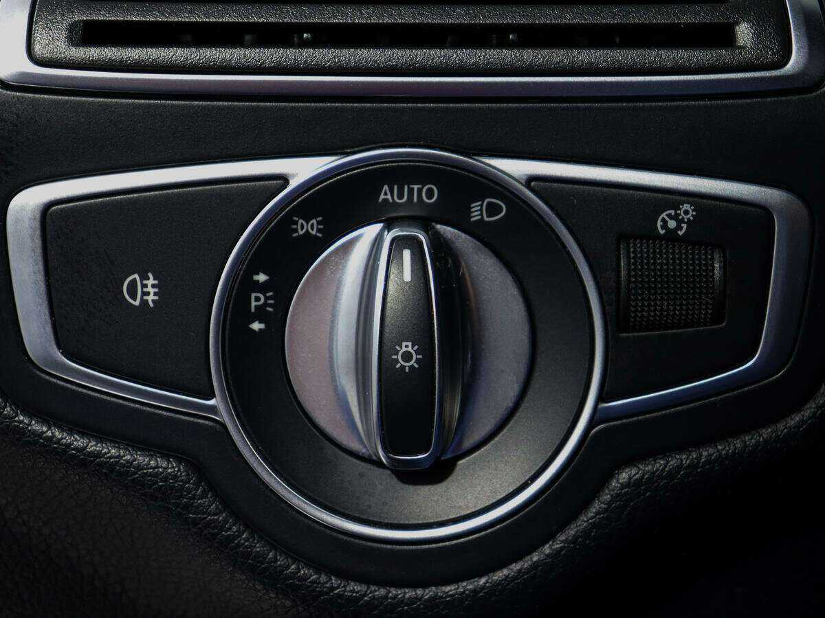 Купить Mercedes-Benz C-Класс, 2018, 68 485 км.. Фото: #12