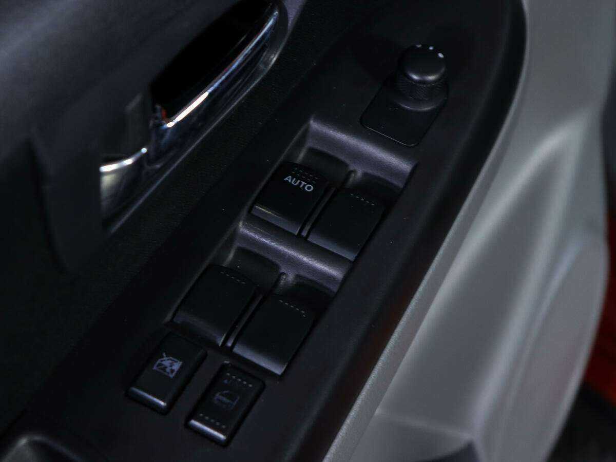 Купить Сузуки С-Икс4, 2013, 82 809 км.. Фото: #12