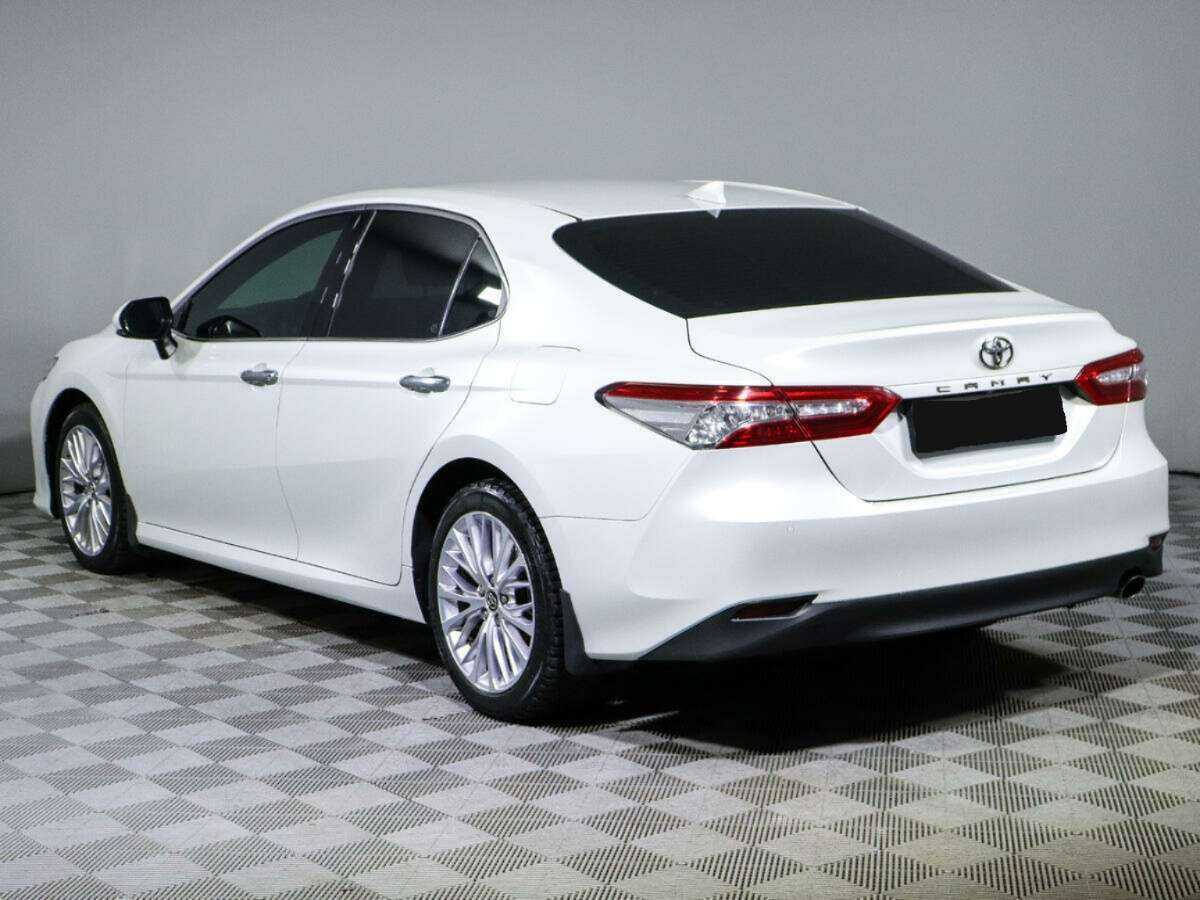 Купить Toyota Camry, 2018, 94 345 км.. Фото: #5
