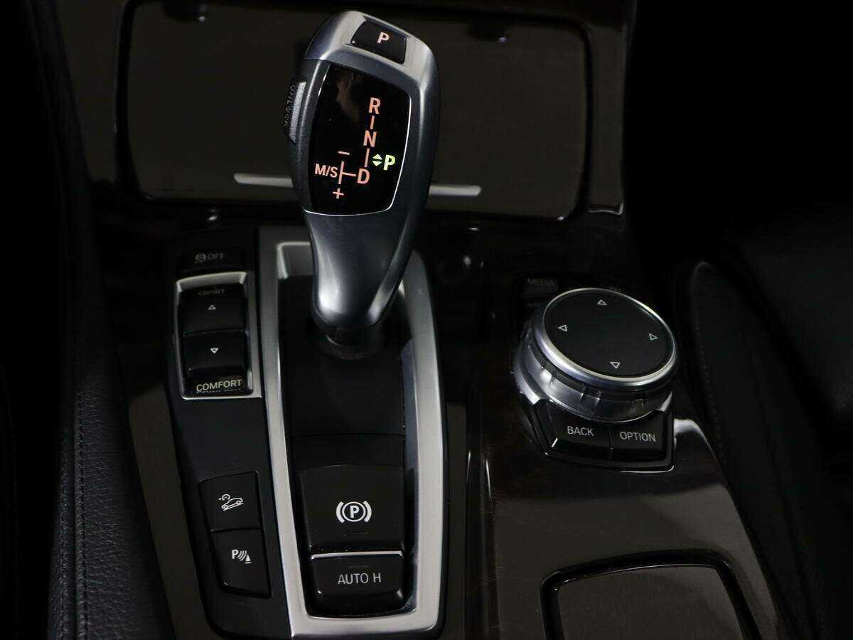 Купить BMW 5 серии, 2015, 159 870 км.. Фото: #19