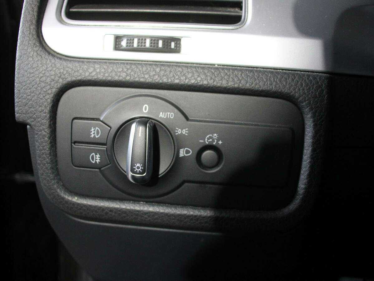 Купить Volkswagen Touareg, 2015, 177 224 км.. Фото: #18