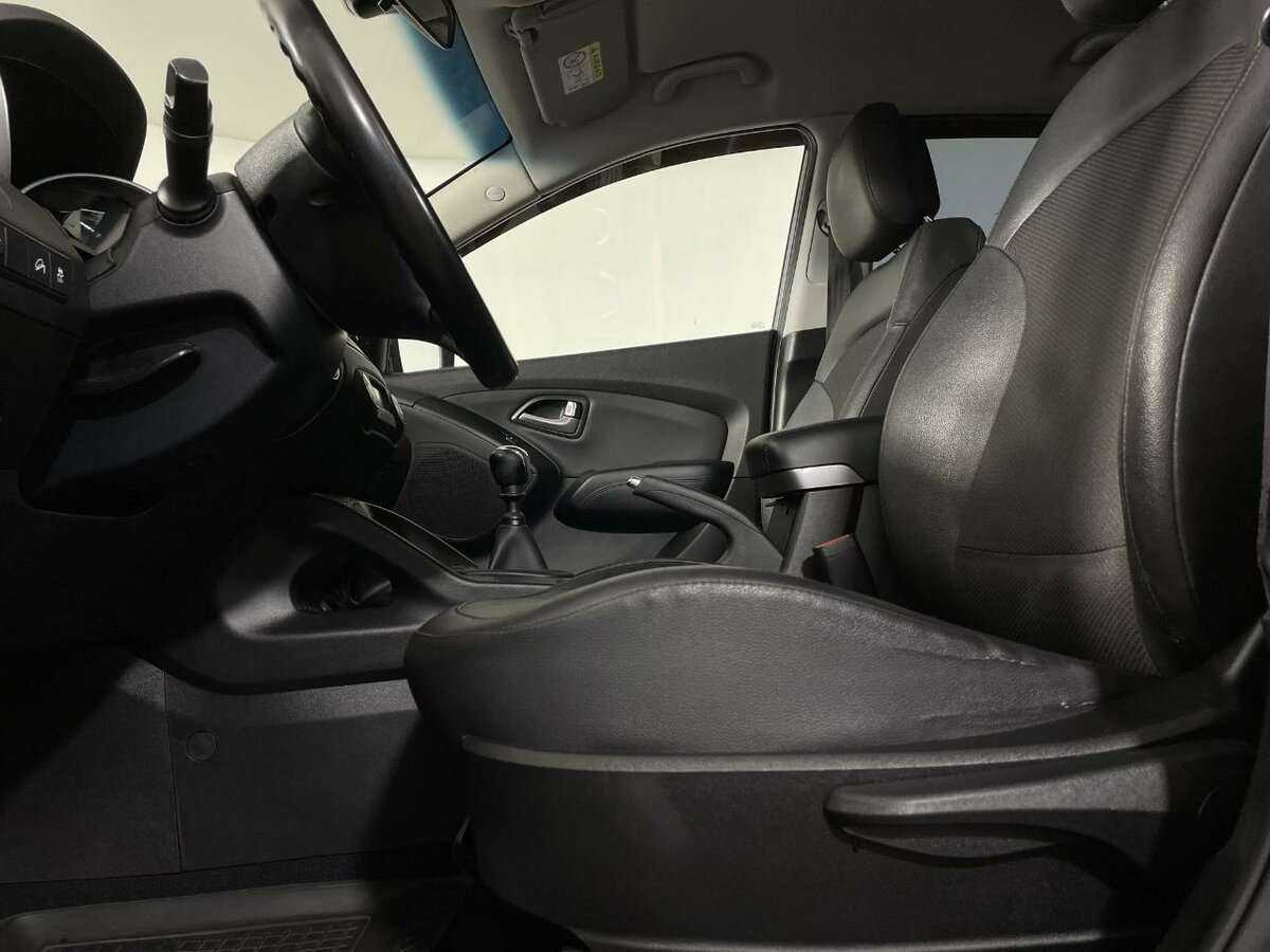 Купить Hyundai ix35, 2015, 106 983 км.. Фото: #9