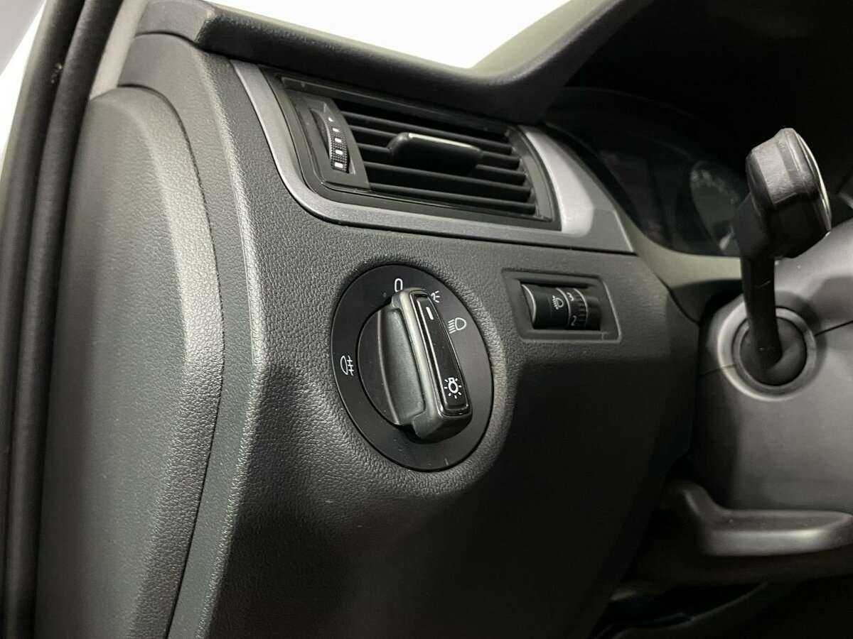 Купить Skoda Rapid, 2016, 238 147 км.. Фото: #7