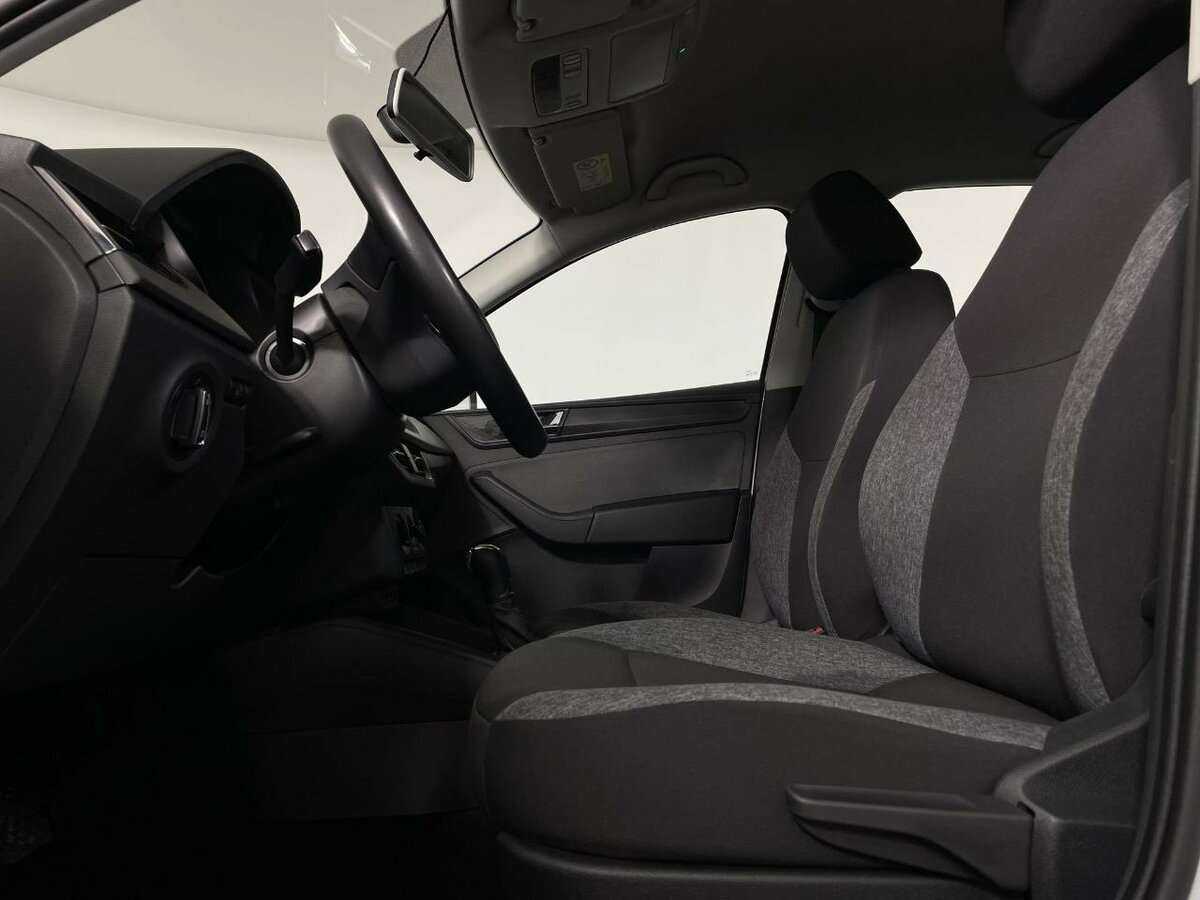 Купить Skoda Rapid, 2020, 78 626 км.. Фото: #9