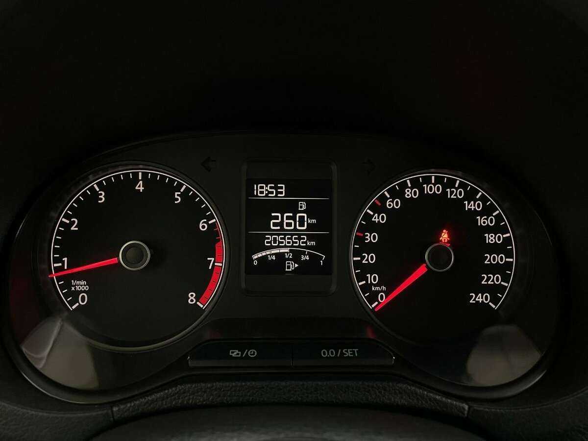 Купить Volkswagen Polo, 2015, 205 652 км.. Фото: #9