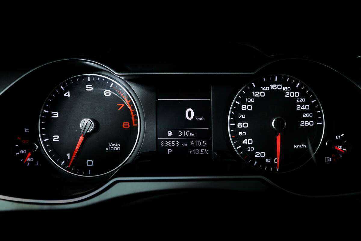 Купить Ауди А4, 2014, 88 850 км.. Фото: #5