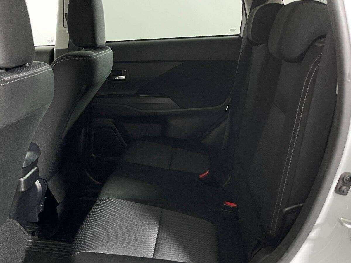 Купить Митсубиши Оутлэндер, 2018, 107 583 км.. Фото: #9