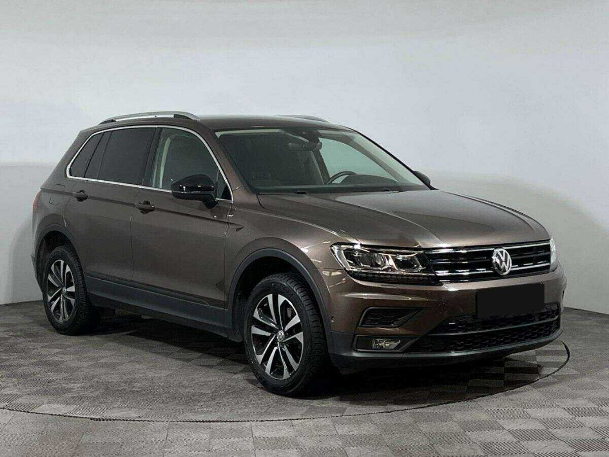Купить Volkswagen Tiguan, 2019, 45 213 км.. Фото: #2