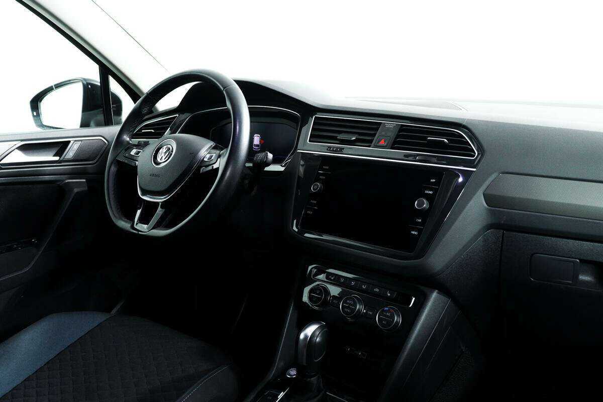 Купить Volkswagen Tiguan, 2020, 79 092 км.. Фото: #8