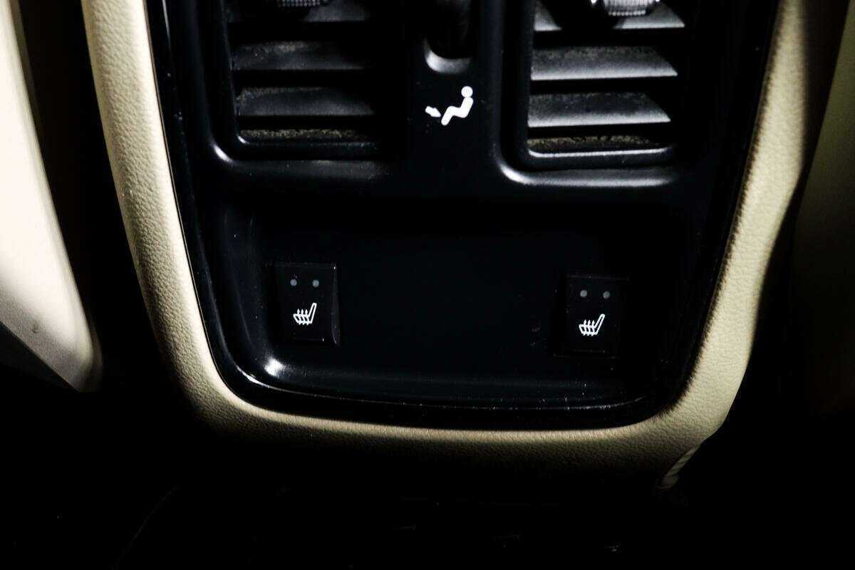 Купить Jeep Grand Cherokee, 2012, 66 238 км.. Фото: #11