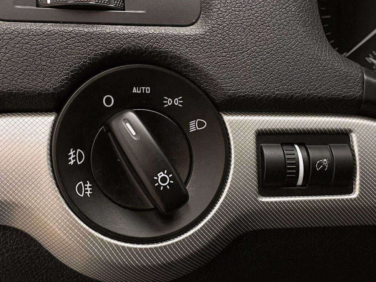 Купить Skoda Octavia, 2012, 117 676 км.. Фото: #12