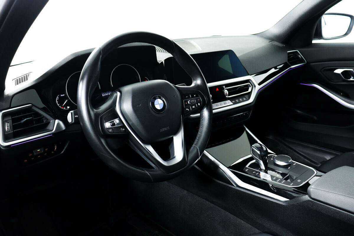 Купить BMW 3 серии, 2019, 95 150 км.. Фото: #12
