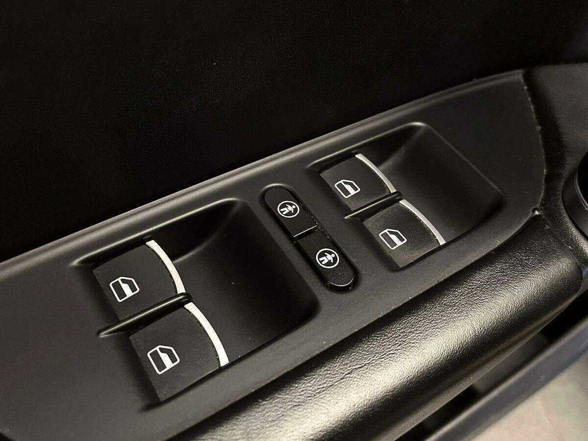 Купить Volkswagen Touareg, 2015, 166 892 км.. Фото: #14