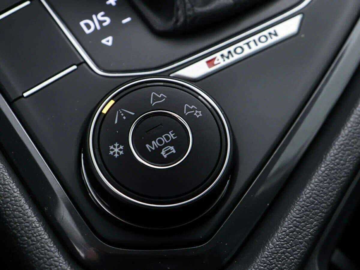 Купить Volkswagen Tiguan, 2017, 77 474 км.. Фото: #16