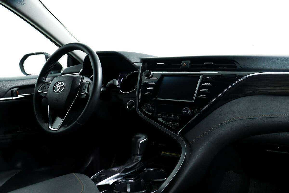 Купить Toyota Camry, 2018, 44 138 км.. Фото: #8