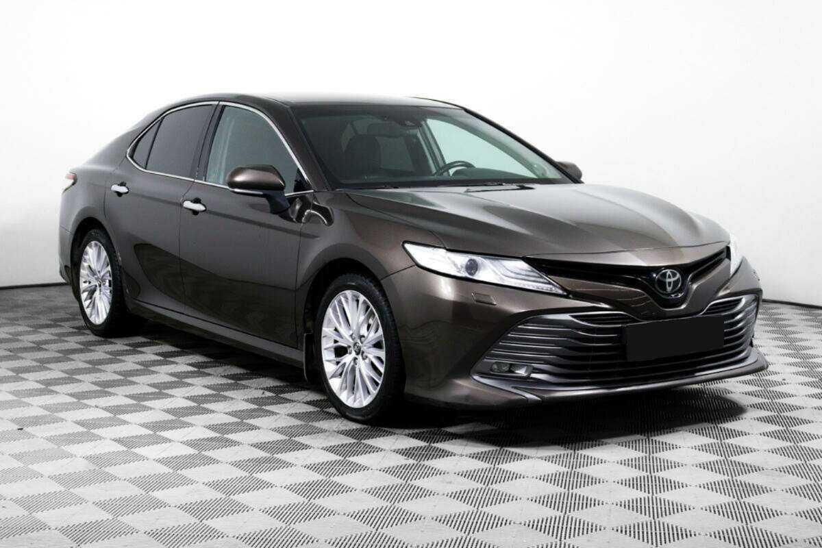 Купить Toyota Camry, 2019, 142 527 км.. Фото: #2