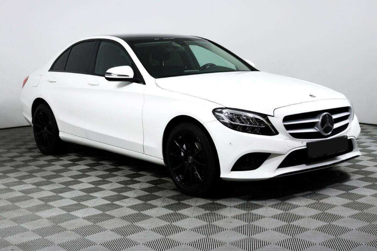 Купить Mercedes-Benz C-Класс, 2018, 54 975 км.. Фото: #2
