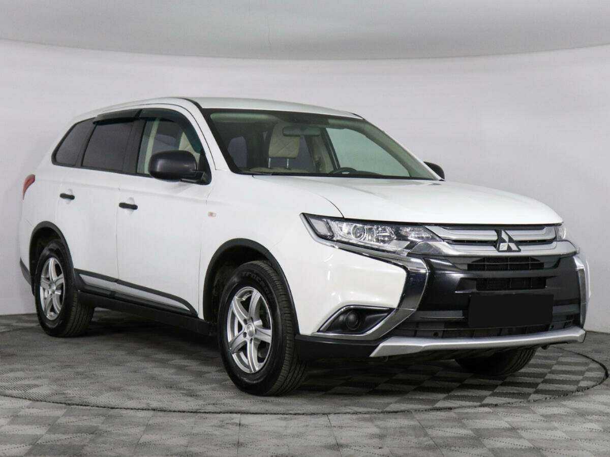Купить Mitsubishi Outlander, 2017, 188 006 км.. Фото: #2