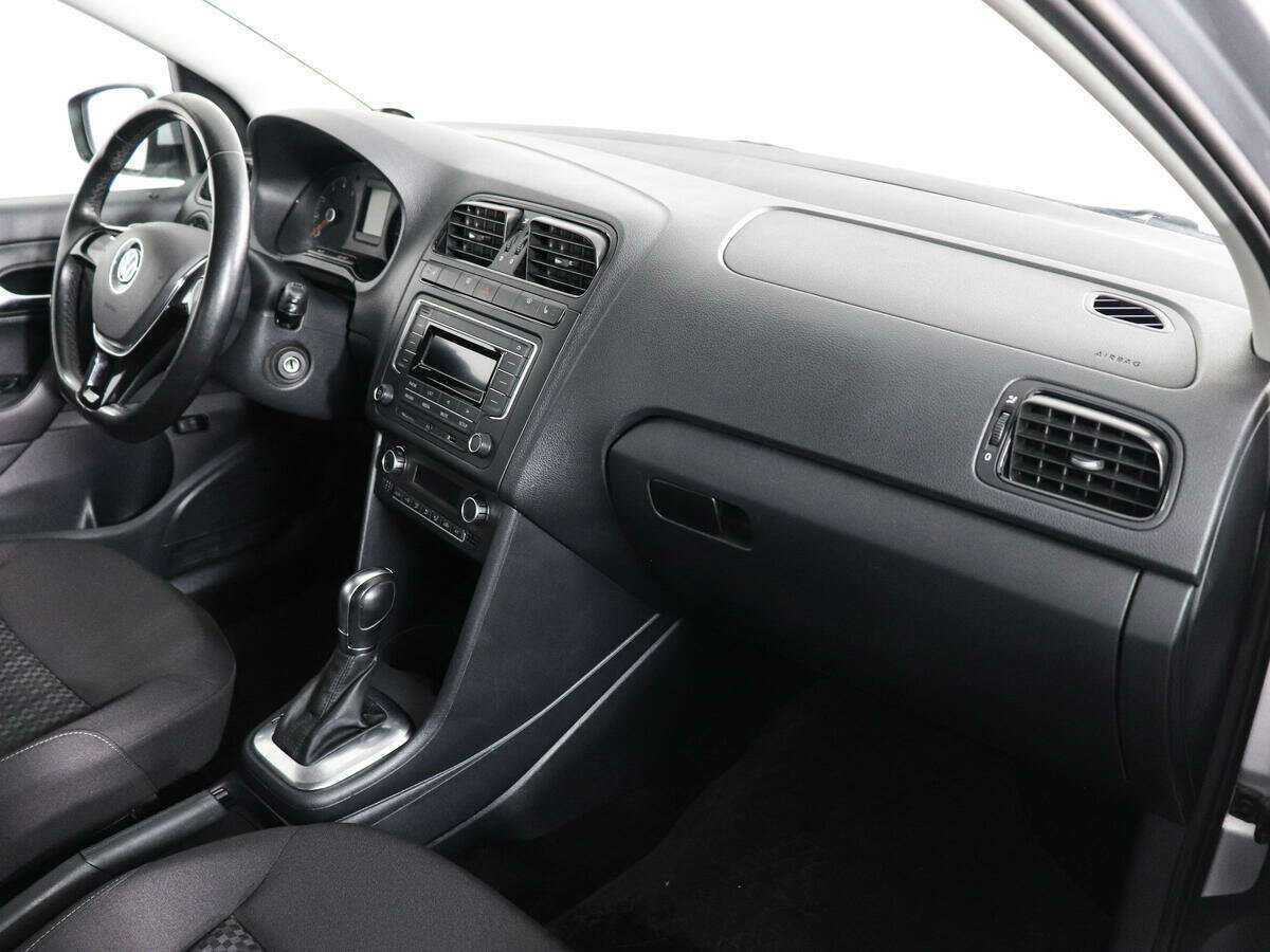 Купить Volkswagen Polo, 2016, 106 235 км.. Фото: #9