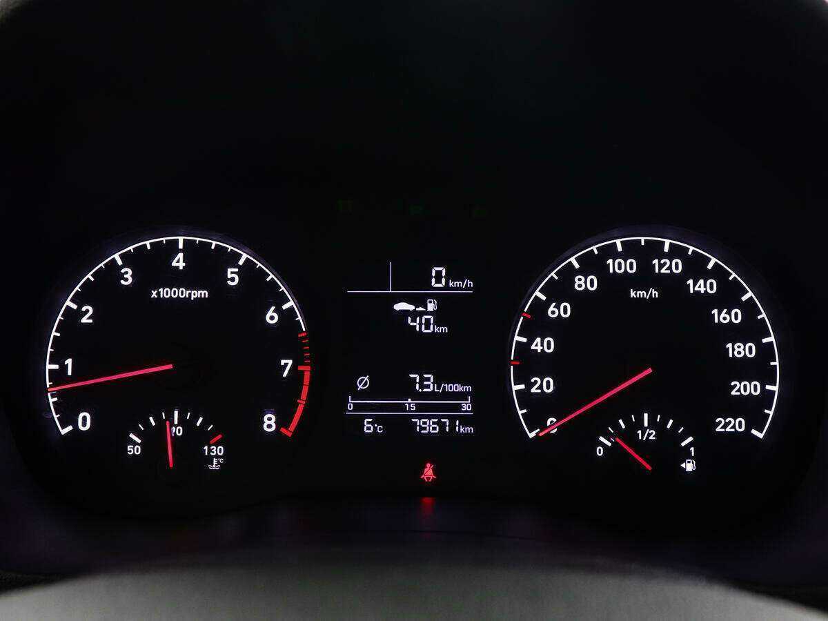 Купить Hyundai Solaris, 2018, 79 669 км.. Фото: #9