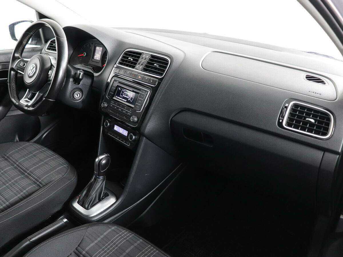 Купить Volkswagen Polo, 2017, 120 049 км.. Фото: #8