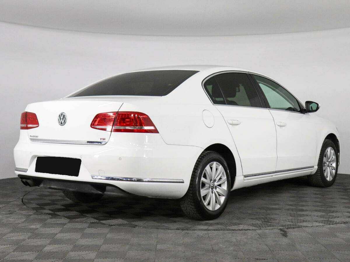 Купить Volkswagen Passat, 2013, 121 557 км.. Фото: #4