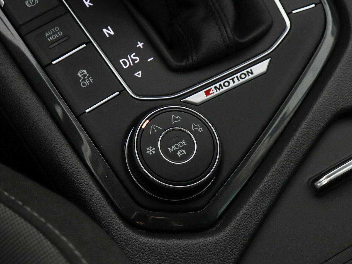 Купить Volkswagen Tiguan, 2017, 69 500 км.. Фото: #13