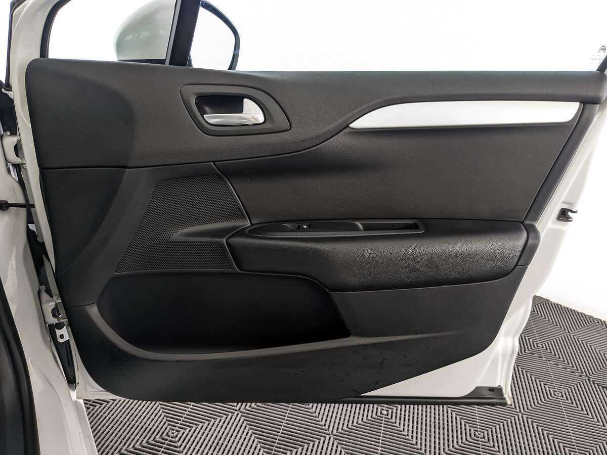 Купить Ситроен Ц4, 2016, 117 724 км.. Фото: #22