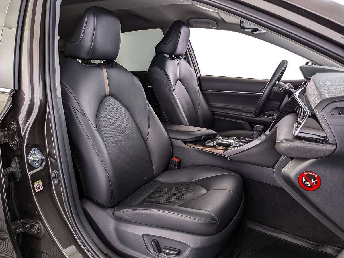 Купить Toyota Camry, 2018, 102 842 км.. Фото: #19