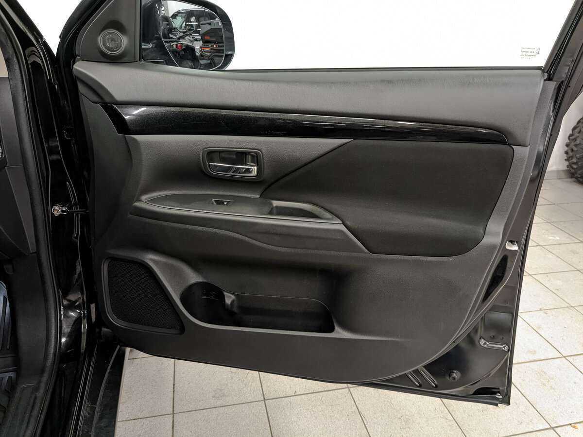 Купить Митсубиши Оутлэндер, 2020, 158 018 км.. Фото: #20