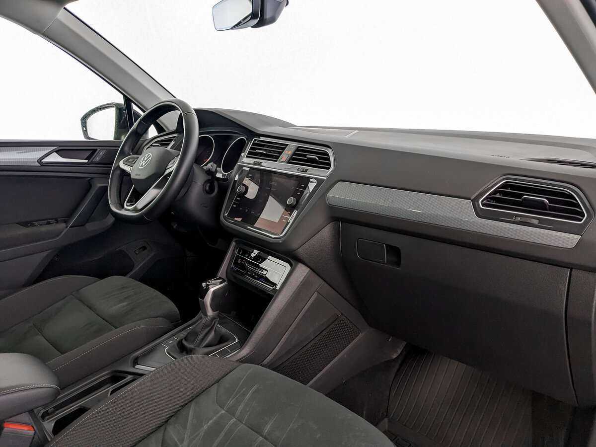 Купить Volkswagen Tiguan, 2021, 77 871 км.. Фото: #8
