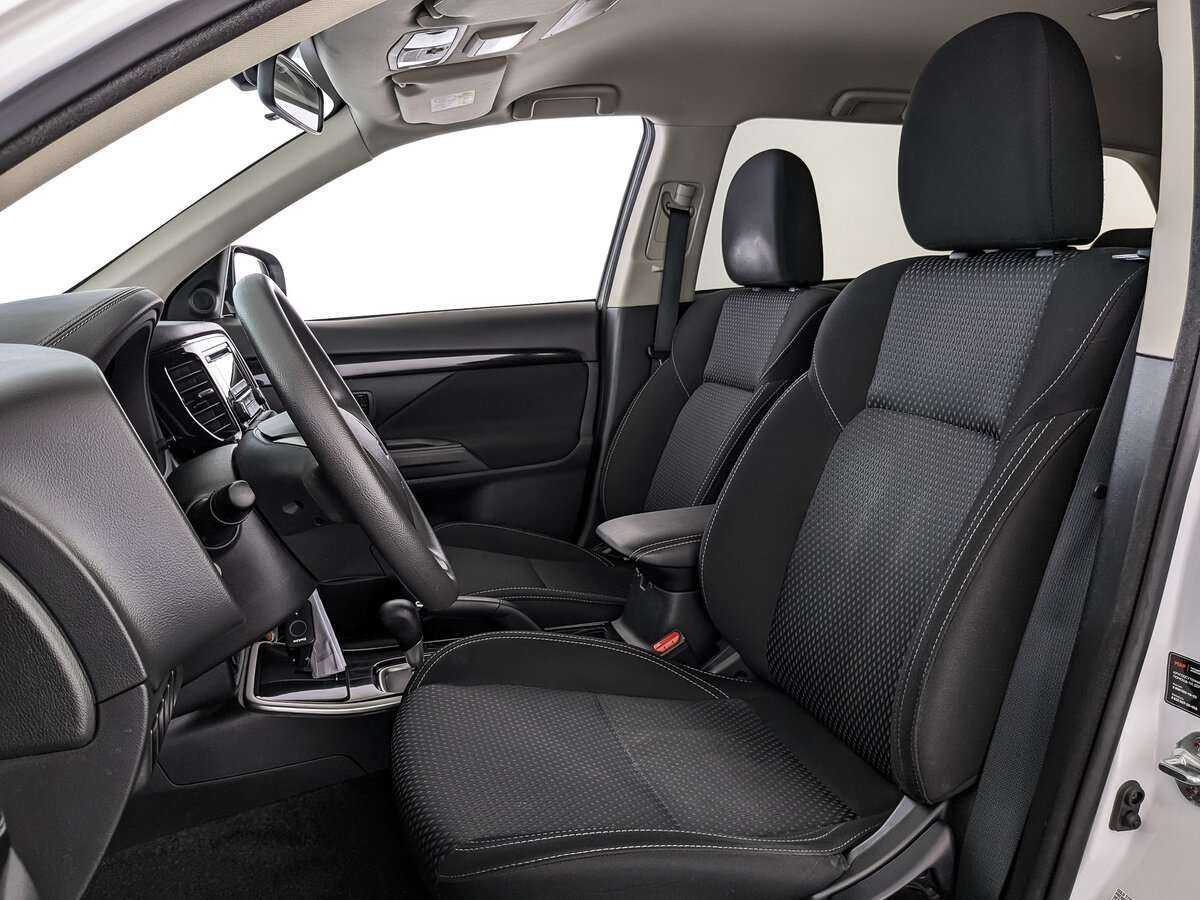 Купить Митсубиши Оутлэндер, 2019, 132 727 км.. Фото: #15