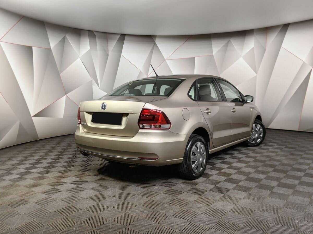 Купить Volkswagen Polo, 2016, 94 954 км.. Фото: #1