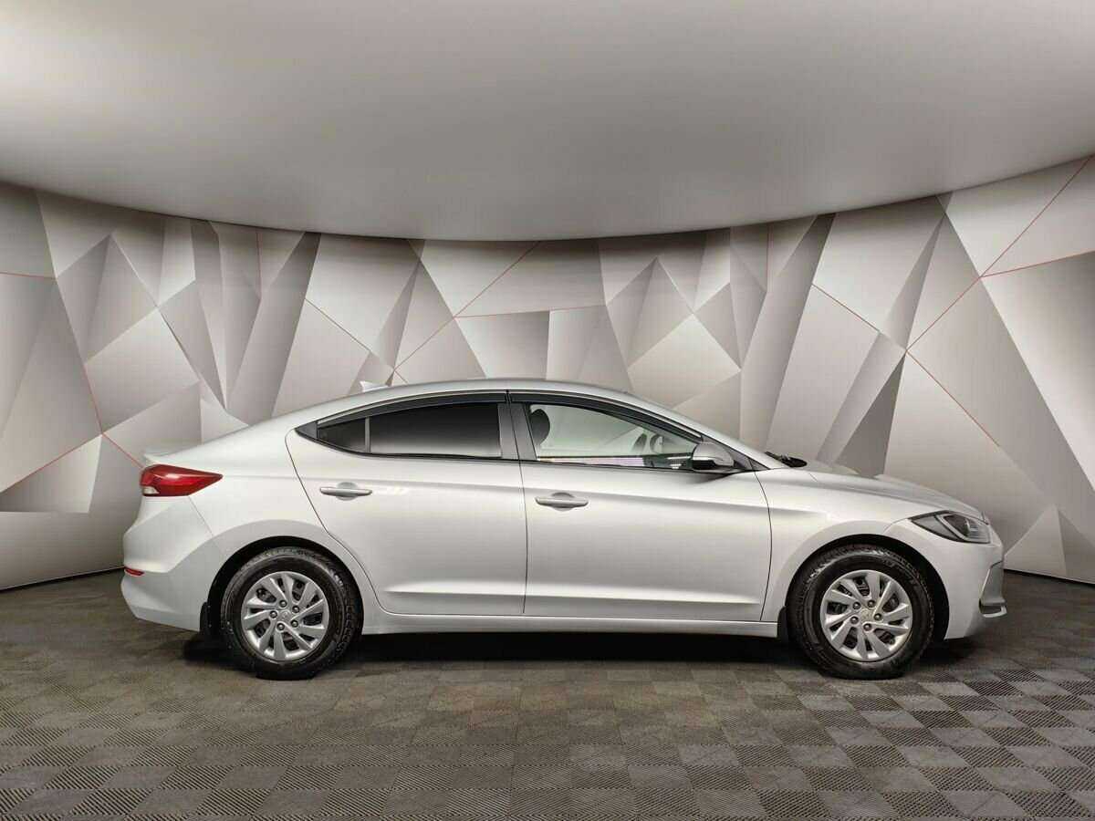 Купить Hyundai Elantra, 2018, 191 898 км.. Фото: #4
