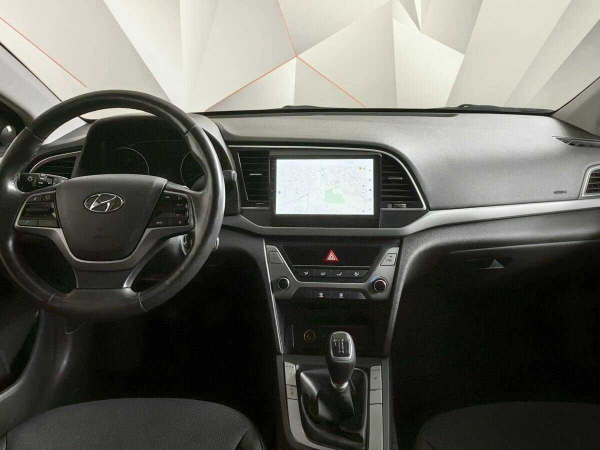 Купить Hyundai Elantra, 2018, 191 898 км.. Фото: #8