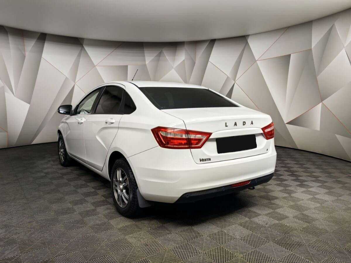 Купить Lada (ВАЗ) Vesta, 2018, 49 918 км.. Фото: #2