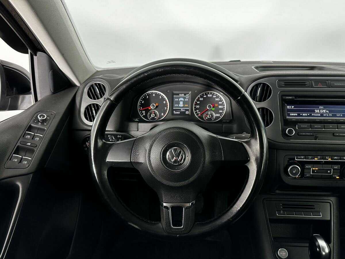 Купить Volkswagen Tiguan, 2013, 122 452 км.. Фото: #9