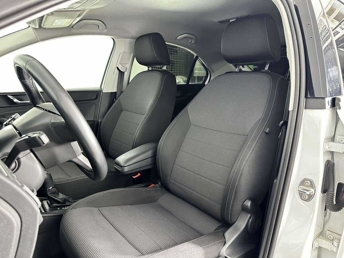 Купить Skoda Rapid, 2016, 57 530 км.. Фото: #9