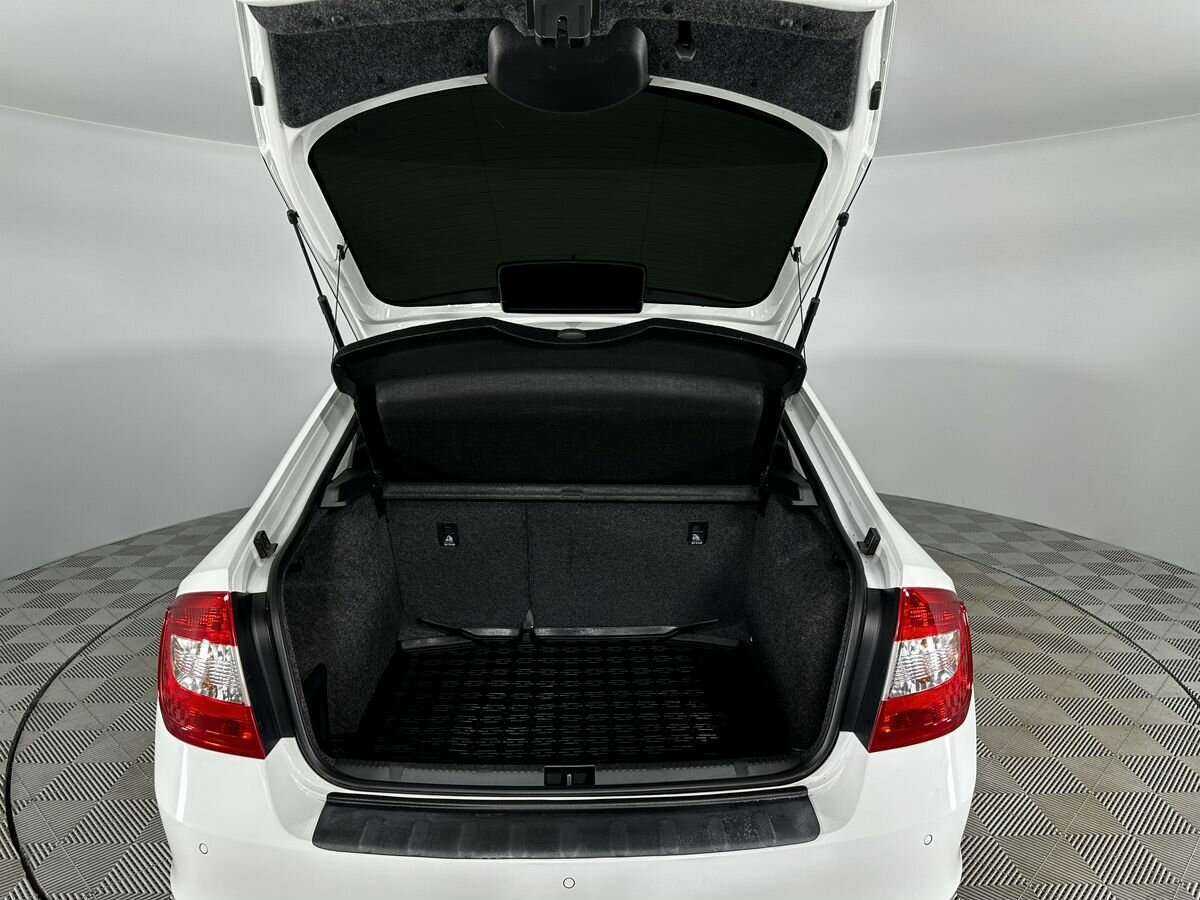 Купить Skoda Rapid, 2016, 57 530 км.. Фото: #16