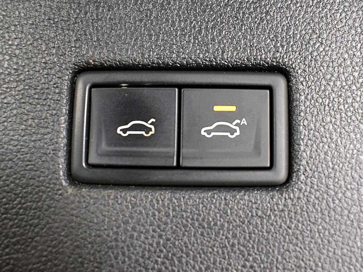 Купить Volkswagen Tiguan, 2020, 15 931 км.. Фото: #14